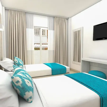 Bluesea Don Jaime מלון 3*